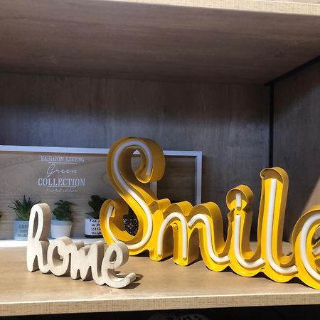 Smile'S Home Катания Екстериор снимка